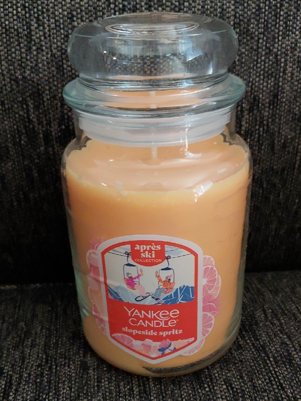 Yankee Candle Peach-Orange Jar Candle (Slopeside Spritz Collection)